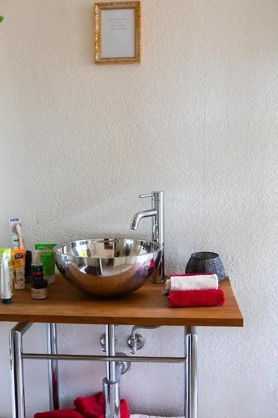 Wohnliche Raeumlichkeiten In Gesundheitspraxis Bazylea Apartament